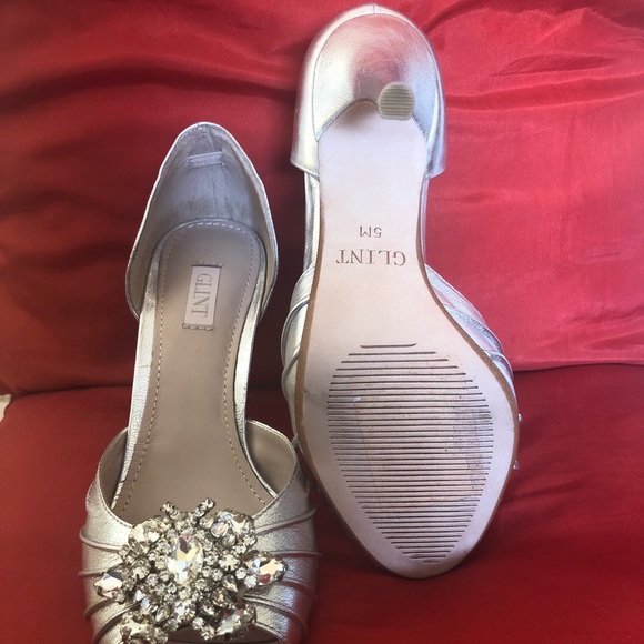 Glint silver with crystals heel shoes - Picture 3 of 3